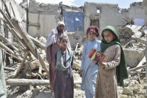 ACNUR construye cientos de casas resistentes a terremotos en Afganistán