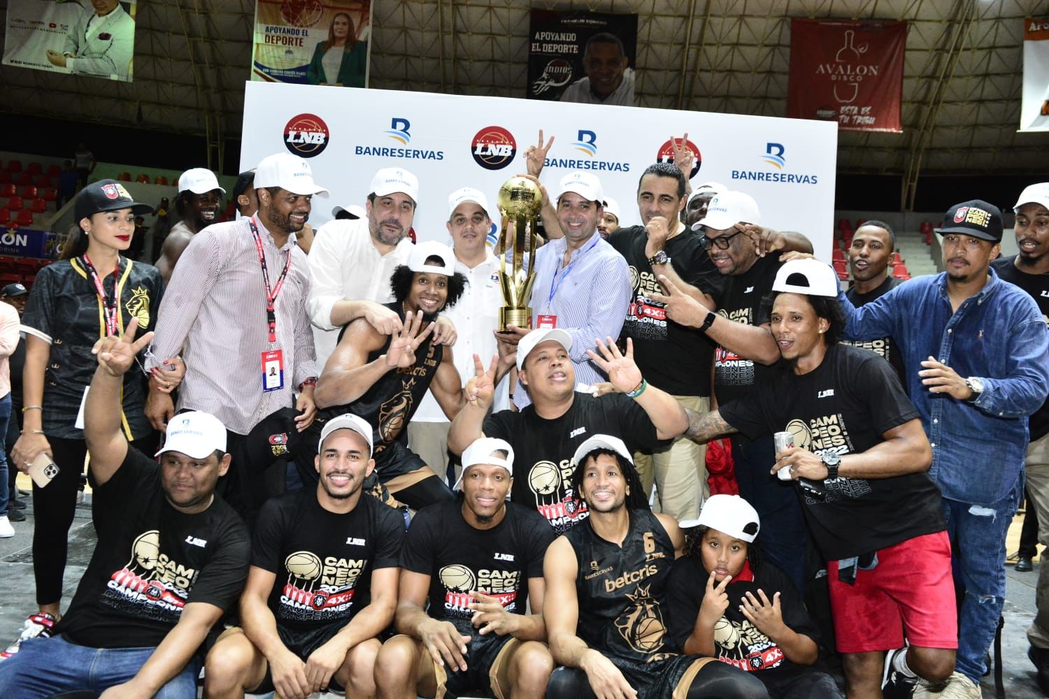 Leones Santo Domingo consiguen cuarto campeonato
