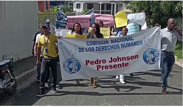 Médicos y enfermeras del Hospital Leopoldo Pou vuelven a protestar en Santa Bárbara