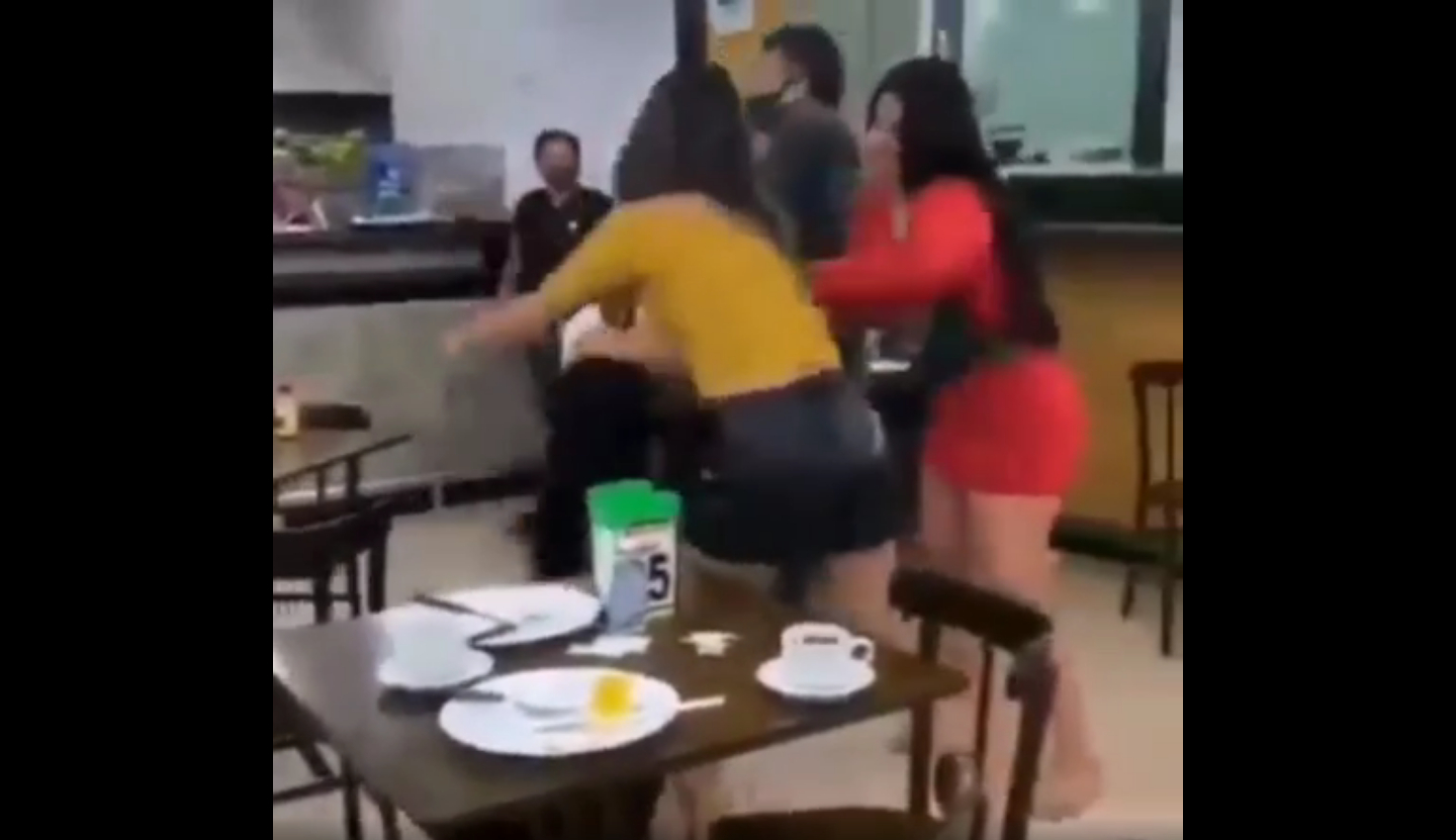Violenta pelea de mujeres en sitio nocturno de RD se hace viral