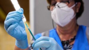 Nuevo método de vacunación quintuplicará las dosis contra la viruela de mono en Estados Unidos