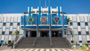 Policía apresa un hombre por consumir 270 mil pesos de tarjeta de débito robada