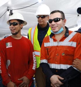Mineros rescatados continúan estables; reciben asistencia de cinco tipo de especialidades médicas