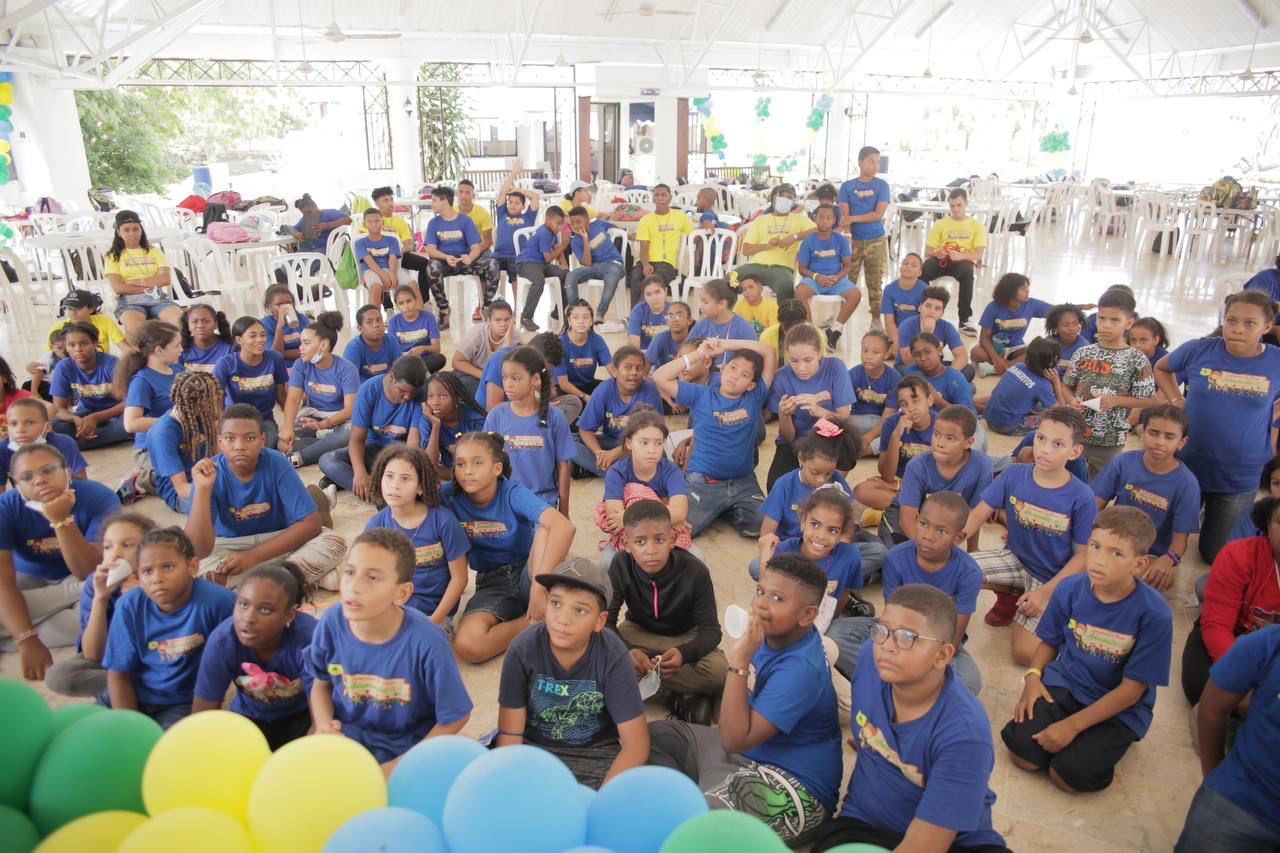 Coopsema realiza campamento "Aduaneritos" para hijos de socios y empleados de Aduanas