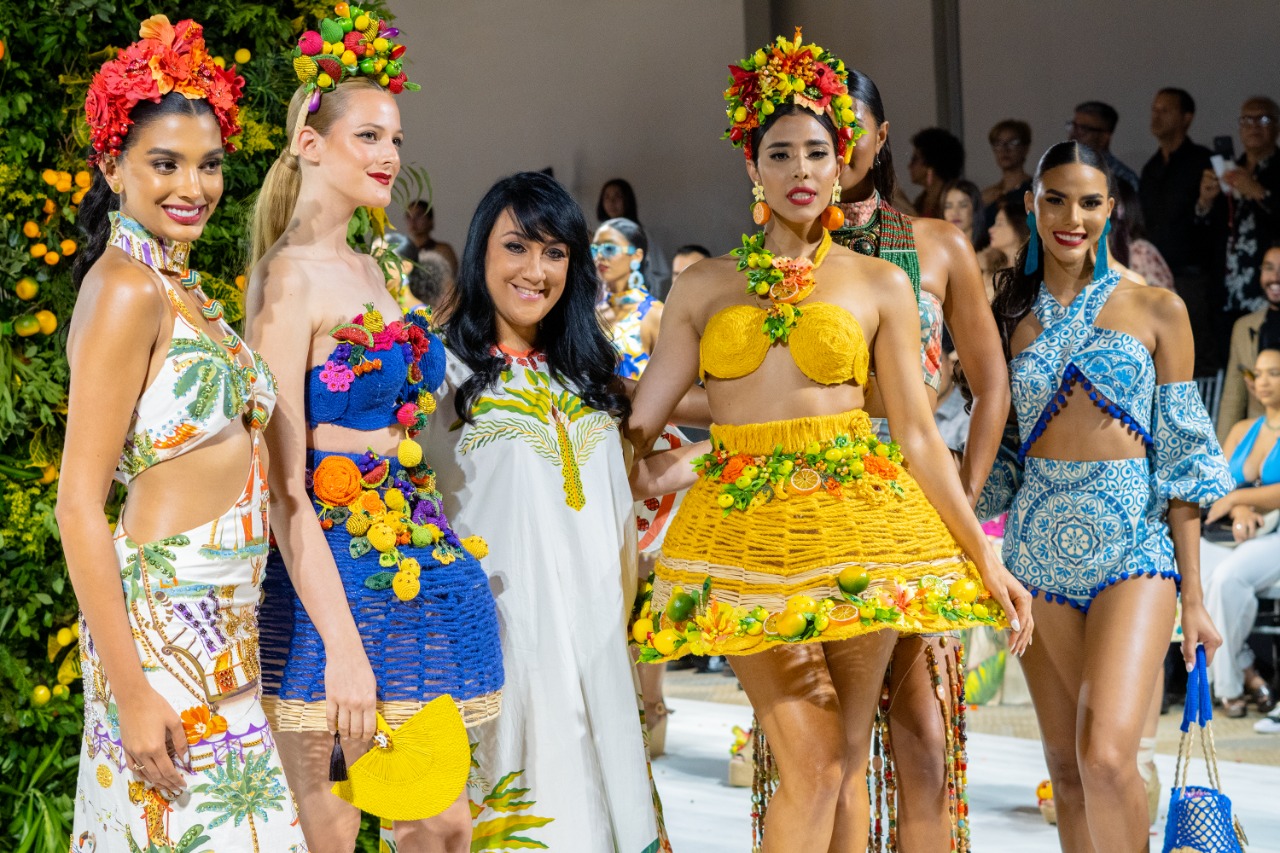 I Sola di Capri by Giannina Azar, da apertura a República Dominicana Fashion Week