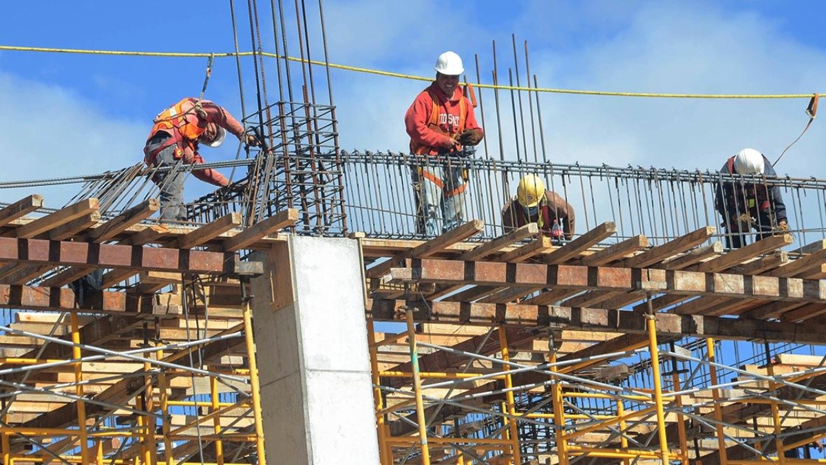 Pese a subida de precios sector construcción mantiene dinamismo y crece 2% en semestre