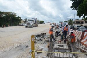 Construcción de autopista 6 de noviembre supera la suma de 900 millones