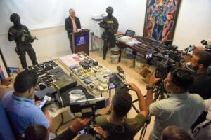 Operación KAF desmantela red de tráfico de armas de asalto en RD