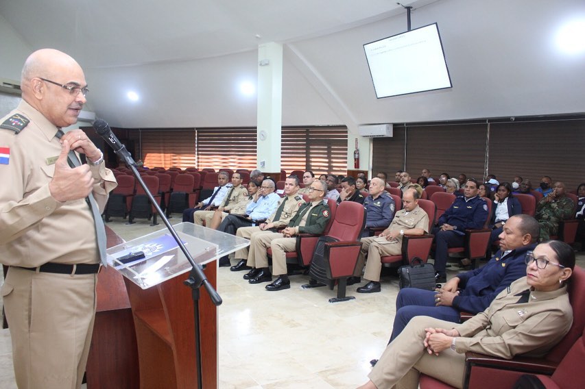 EGCEMC imparte conferencia sobre “La Vida y Obra del General de División Gregorio Luperón”