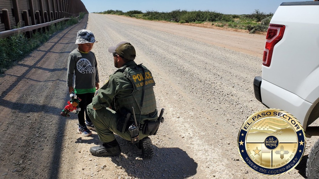 Encuentran un niño abandonado en la frontera entre EE.UU. y México