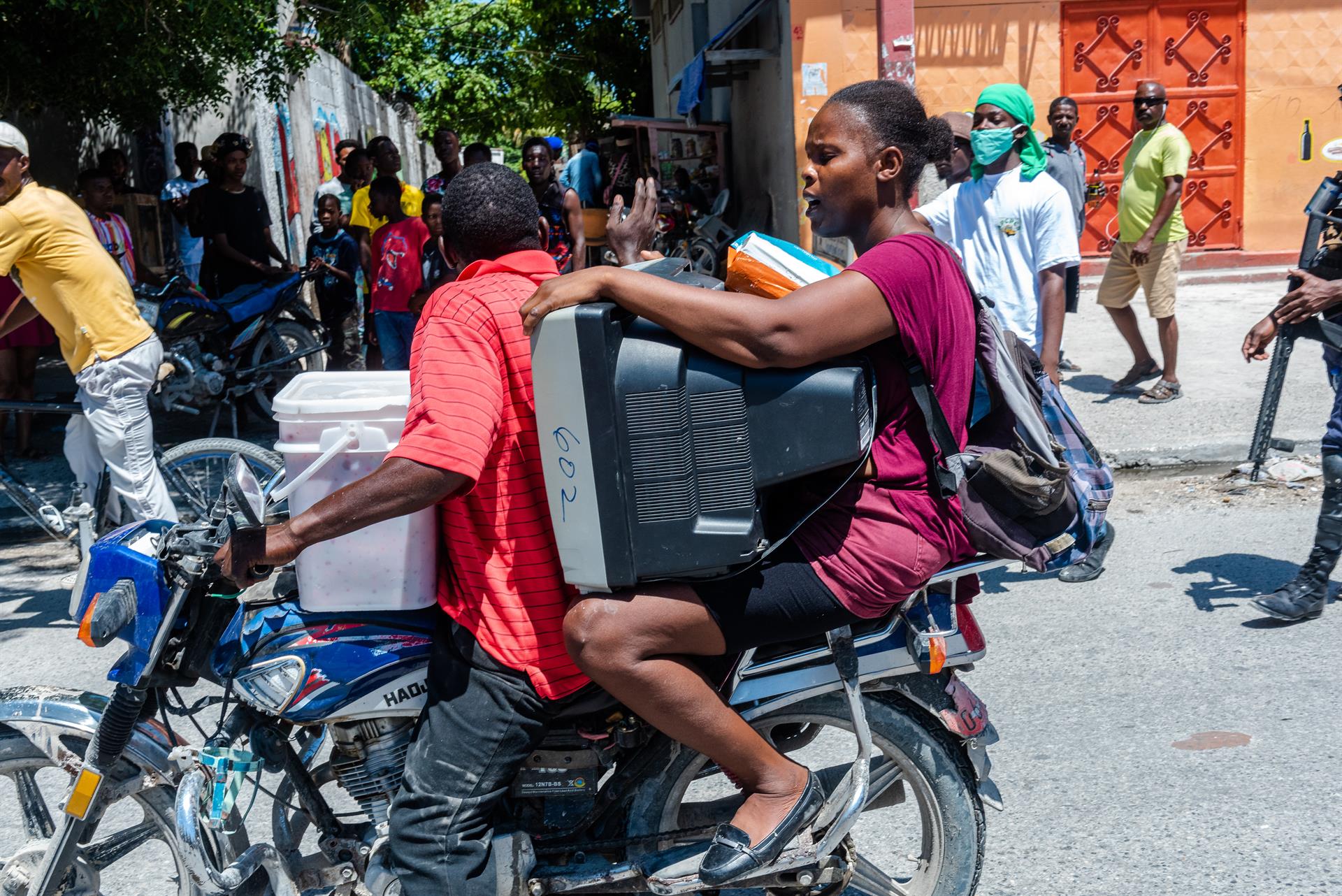 La capital haitiana, paralizada y escenario de manifestaciones y saqueos