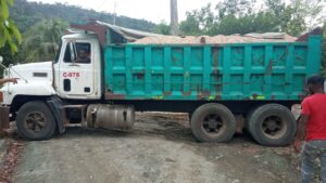 Camioneros convocan a protesta por trabajo no pagado en acueducto de Jarabacoa