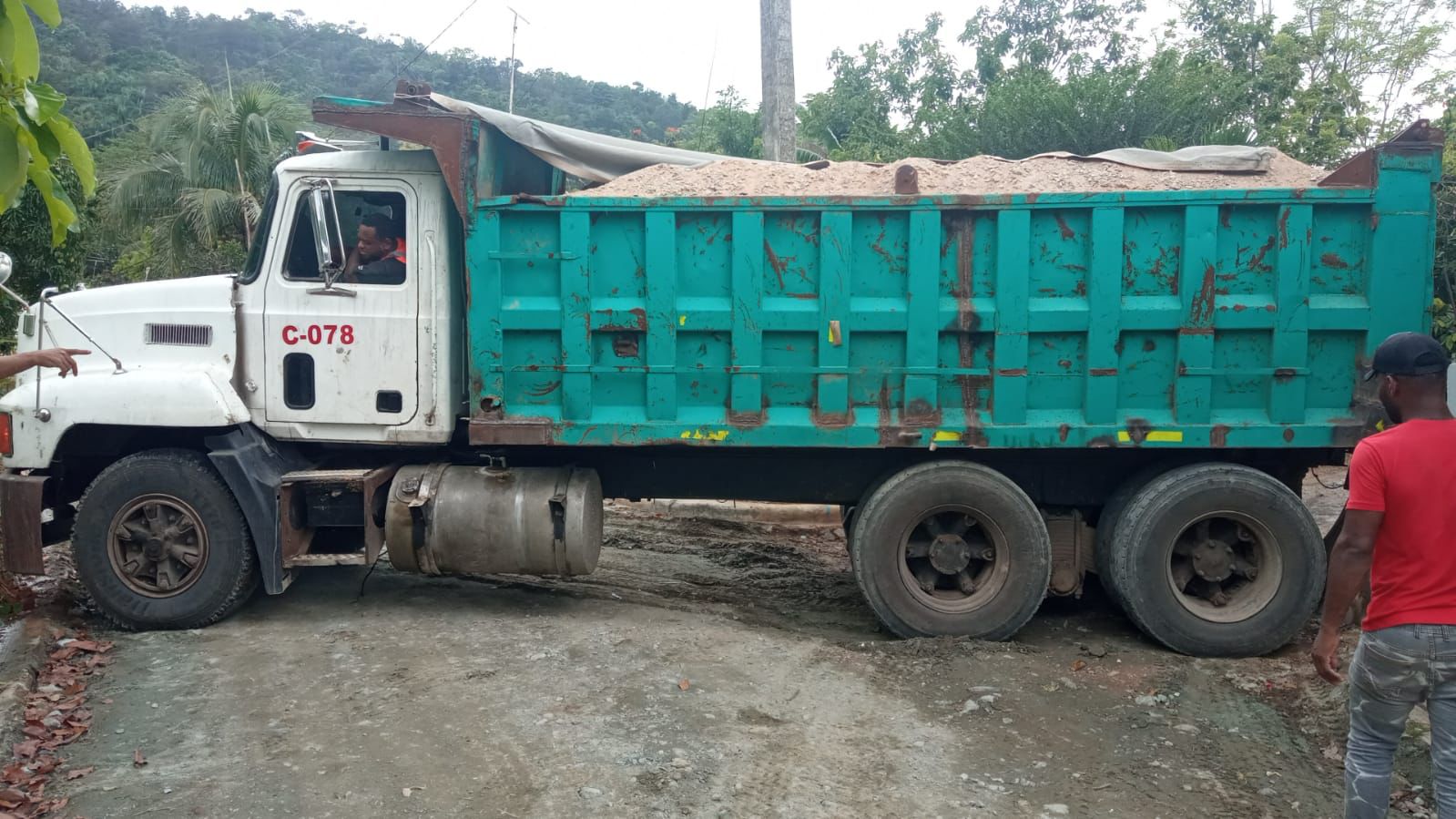 Camioneros convocan a protesta por trabajo no pagado en acueducto de Jarabacoa