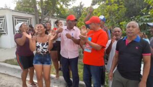 Comunitarios protestan en Villa Central en reclamo de reivindicaciones