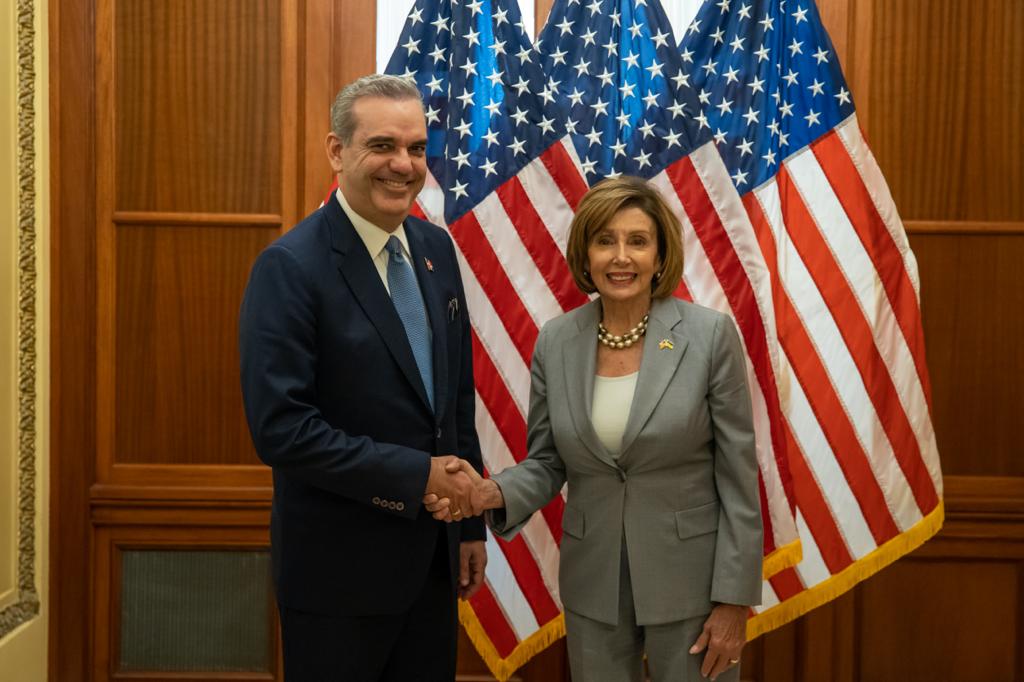 Abinader se reúne con presidenta Cámara de Representantes EE.UU, Nancy Pelosi