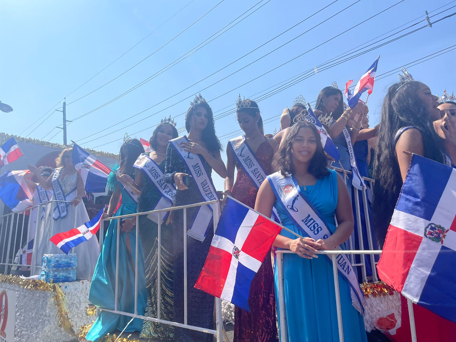 Consulado dominicano en NJ encabeza desfile de la dominicanidad