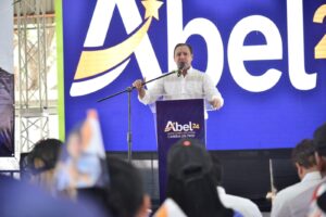 Abel Martínez pide prudencia a la población ante la amenaza que representa el huracán Fiona