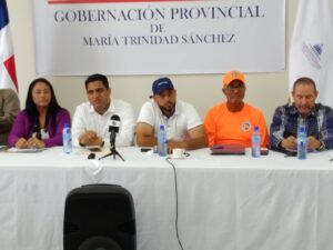 Alcaldes de provincia María Trinidad Sánchez exponen necesidades tras paso huracán Fiona