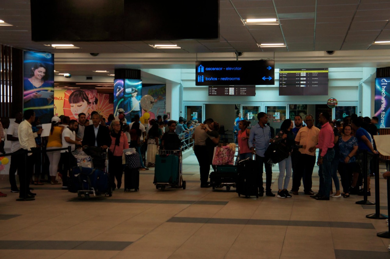 Aeropuerto Internacional de Las Américas sufre un apagón