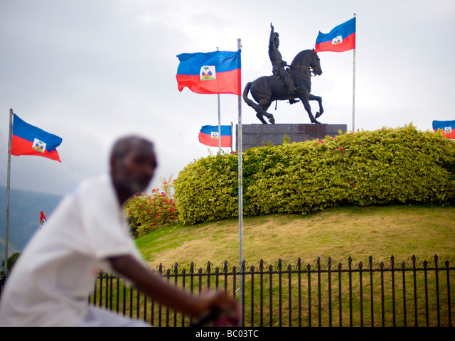 Haitianos vandalizan monumento al padre fundador Jean-Jacques Dessalines