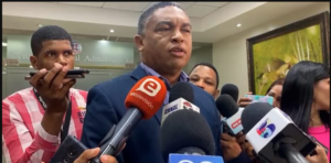 Senador Yván Lorenzo asegura acusación de acoso es punta del iceberg 
