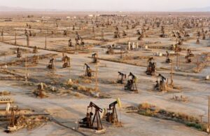 El petróleo de Texas baja un 0,5 % y cierra en 87,31 dólares el barril 
