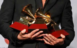 Anuncian más artistas para la gala de los Latin Grammy