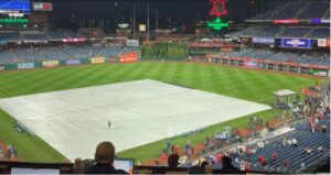 Postergan Juego 3 de la Serie Mundial por lluvia en Philadelphia