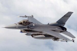 Dos aviones F-16 de Estados Unidos interceptaron a dos bombarderos rusos cerca de Alaska