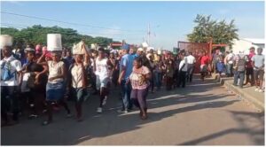 Mercado de Dajabón vuelve a la normalidad y largas filas de haitianos