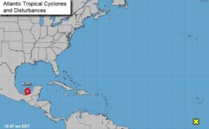 La tormenta Karl se acerca al sur de México con amenaza de fuertes lluvias