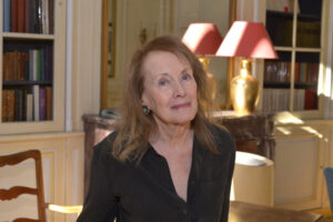 Otorgan Premio Nobel de Literatura 2022 a la escritora francesa Annie Ernaux