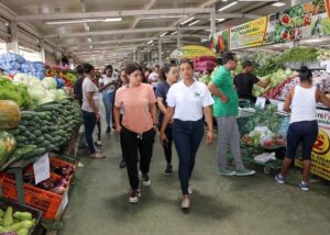 Comerciantes vaticinan dinamismo en el sector con entrega del doble sueldo