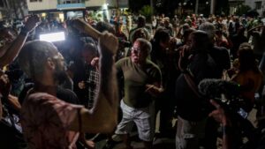 En medio de apagones gobierno cubano cambia funcionarios