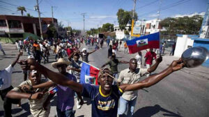 Miles en Haití exigen renuncia del primer ministro