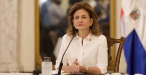Vicepresidenta Raquel Peña destaca importancia de seguir fortaleciendo democracia