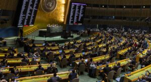 Asamblea ONU pide que Rusia pague reparaciones a Ucrania 