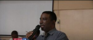 Director distrito educativo 03-01 en Azua arremete contra ADP por paro de docencia