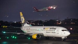 Colombia y Venezuela restablecen conexiones aéreas directas