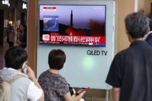 Crece la tensión en la península de Corea: Las dos Coreas disparan por primera vez misiles a sus aguas