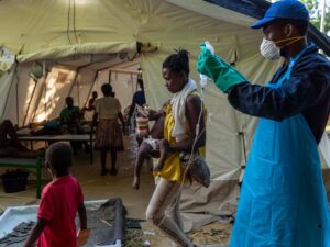 Ascienden a más de 200 los fallecidos por cólera en Haití 
