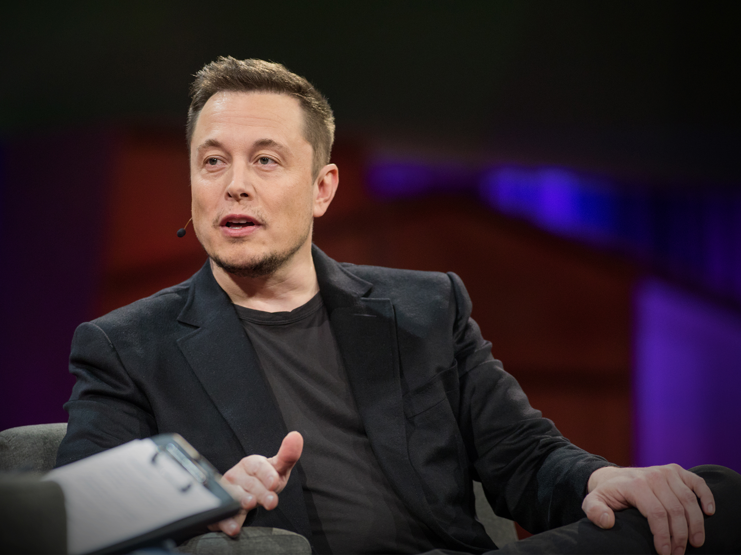 Elon Musk disolvió el directorio de Twitter y se convirtió el único ejecutivo de la red social
