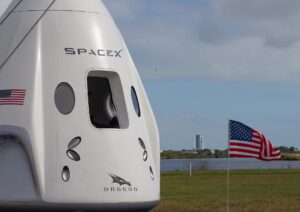 Empleados de SpaceX son despedidos por criticar la política de Musk en Twitter