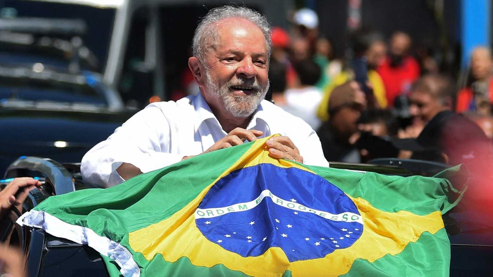 Lula discute las bases de su gobierno con foco en la economía y el medioambiente