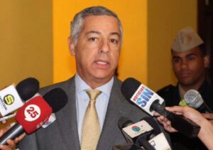 Donald Guerrero demanda a Eduardo Pellerano por daños y perjuicios