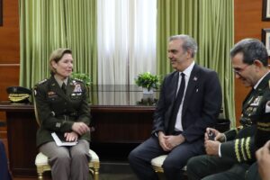 Abinader se reúne con comandante del Comando Sur EE.UU. general Laura Jane Richardson