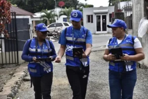 empadronadores del Censo en El Tamarindo, Santo Domingo Este