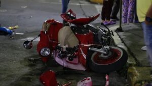 Adolescentes mueren en terrible accidente en moto en México