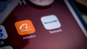China contrata a Alibaba y Tencent para el desarrollo de chips ante las crecientes sanciones de EE.UU.