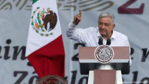 México dispuesto a brindar asilo a destituido presidente peruano Pedro Castillo